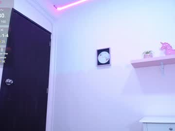 Awesomeemiily_ Chaturbate stream image from December 20, 2024