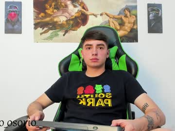 Marcos_0212 Chaturbate stream image from December 20, 2024