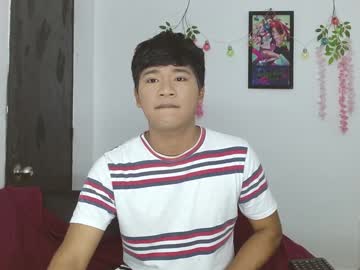 Renzo_Scott Chaturbate stream image from December 20, 2024