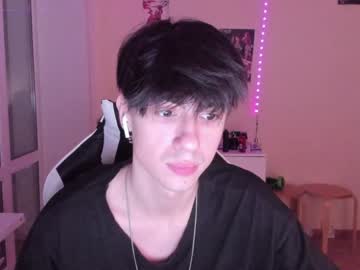 Stralght_Twinks Chaturbate stream image from December 20, 2024