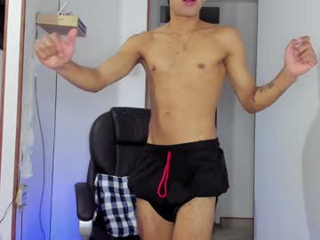 Ander_012 Chaturbate stream image from December 21, 2024