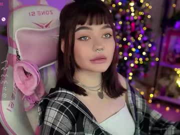 Babyroxynill Chaturbate stream image from December 21, 2024