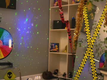 Haileycoles Chaturbate stream image from December 21, 2024