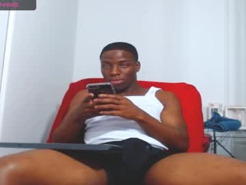 Julianbadboy Chaturbate stream image from December 21, 2024