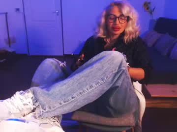Pleasureofgoods Chaturbate stream image from December 21, 2024