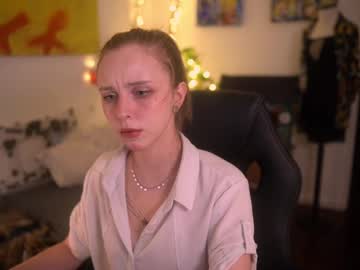 Space_Cassie Chaturbate stream image from December 21, 2024