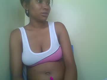Ariel_Blossom24 Chaturbate stream image from December 21, 2024