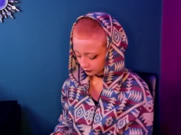 Demony_Moon Chaturbate stream image from December 21, 2024