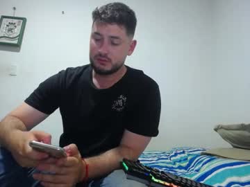 Hankprettyboy Chaturbate stream image from December 21, 2024