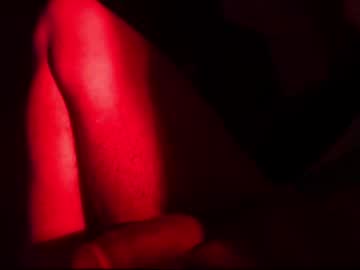 Lonlygng Chaturbate stream image from December 21, 2024