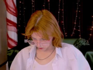Marta_Sinnabon Chaturbate stream image from December 21, 2024