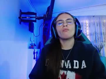 Nanna_Yoshi Chaturbate stream image from December 21, 2024