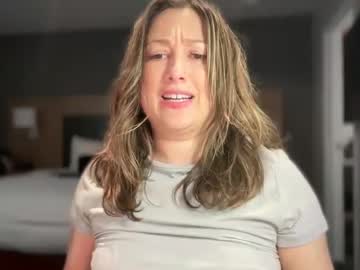 Elle5490 Chaturbate stream image from December 21, 2024