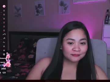 Elleelle123 Chaturbate stream image from December 21, 2024