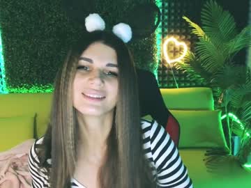 Emilytucker Chaturbate stream image from December 21, 2024
