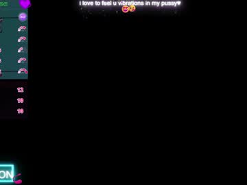 Hilary_Jones_22 Chaturbate stream image from December 21, 2024
