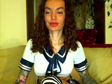 Love_Attation Chaturbate stream image from December 21, 2024