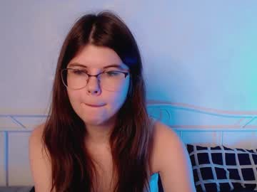 Mila_Magical Chaturbate stream image from December 21, 2024