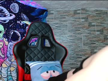 Alurbaanonimus Chaturbate stream image from December 21, 2024