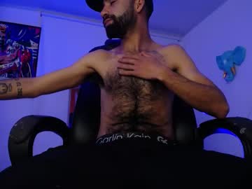 Ianhairyxxx Chaturbate stream image from December 21, 2024