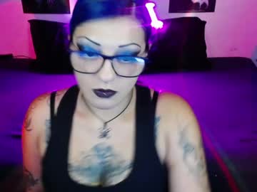 Annyfreyr Chaturbate stream image from December 21, 2024