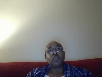 Justlookatmenow69 Chaturbate stream image from December 21, 2024