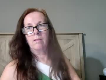 Mmmjuicypeaches Chaturbate stream image from December 21, 2024
