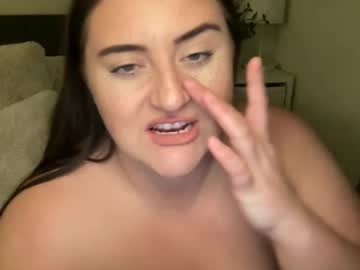 Theolivemae Chaturbate stream image from December 21, 2024