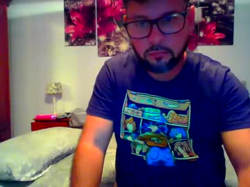 Twoednaih Chaturbate stream image from December 21, 2024
