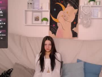 Katysunshinee Chaturbate stream image from December 21, 2024