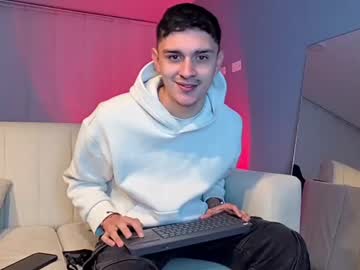 Bastiano_ Chaturbate stream image from December 21, 2024