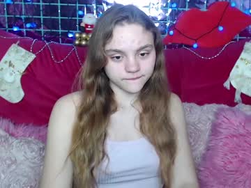 Blondmaya Chaturbate stream image from December 21, 2024