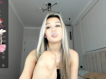 Hee_Nomy Chaturbate stream image from December 21, 2024