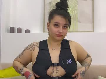 Saraoswald Chaturbate stream image from December 21, 2024