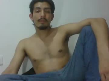 Snackontime19 Chaturbate stream image from December 21, 2024