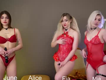 Sunnyfia Chaturbate stream image from December 21, 2024