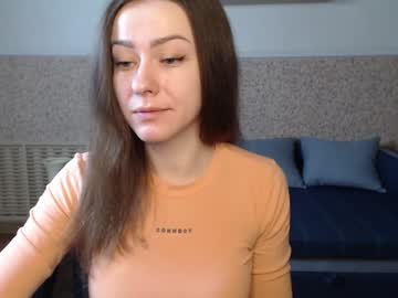 Alicewonderful22 Chaturbate stream image from December 21, 2024