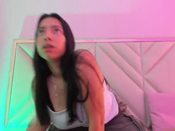 Hollie_Tay Chaturbate stream image from December 21, 2024