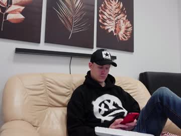 Nikki_Hard Chaturbate stream image from December 21, 2024