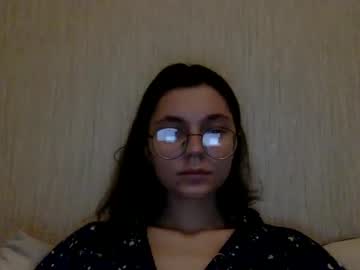 Vikki_Si Chaturbate stream image from December 21, 2024
