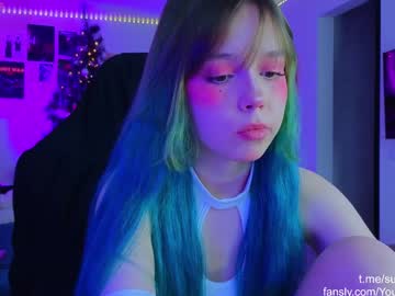 819sunflowerinahat2016 Chaturbate stream image from December 21, 2024