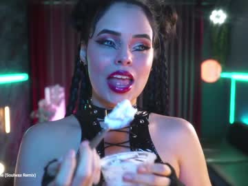 Alessa_Goreng Chaturbate stream image from December 21, 2024