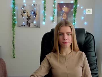 Goldy_Emma Chaturbate stream image from December 21, 2024