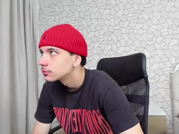 Maxryker stream image from December 21, 2024