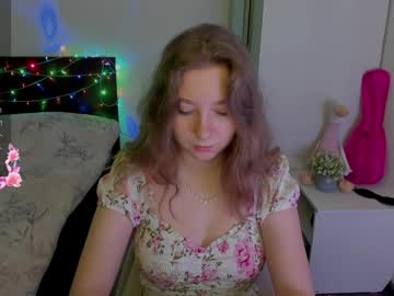 Soft_As_A_Floret Chaturbate stream image from December 21, 2024