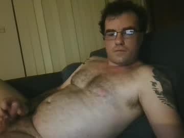 Hairy82 Chaturbate stream image from December 21, 2024