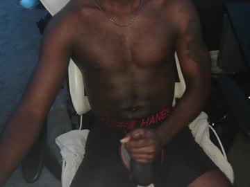Jinxbear1 Chaturbate stream image from December 21, 2024