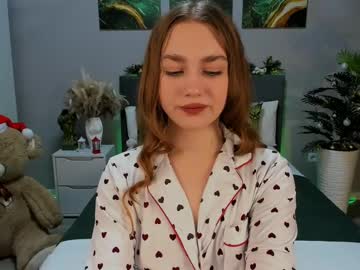 Lisaawilliamson Chaturbate stream image from December 21, 2024