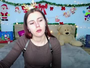Mollytravis Chaturbate stream image from December 21, 2024