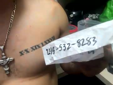 Ricanpapiiii Chaturbate stream image from December 21, 2024